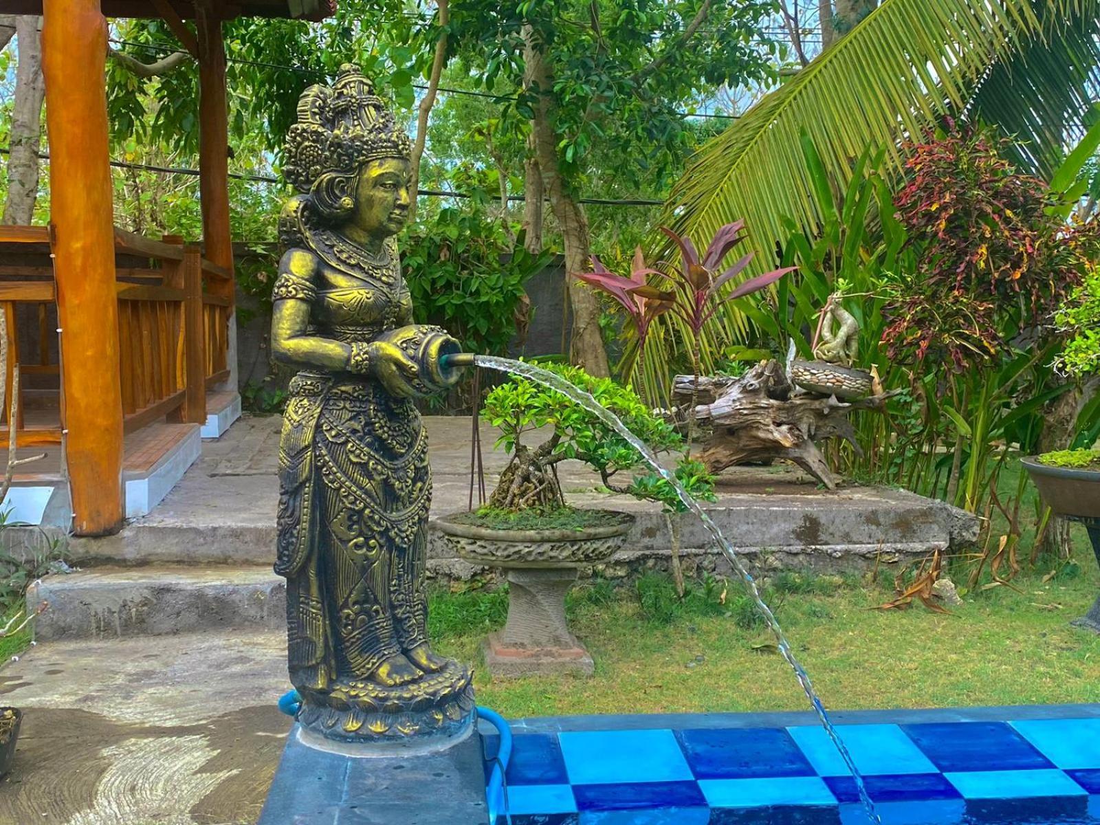 Surya Maha Bungallo Toyapakeh Exterior photo