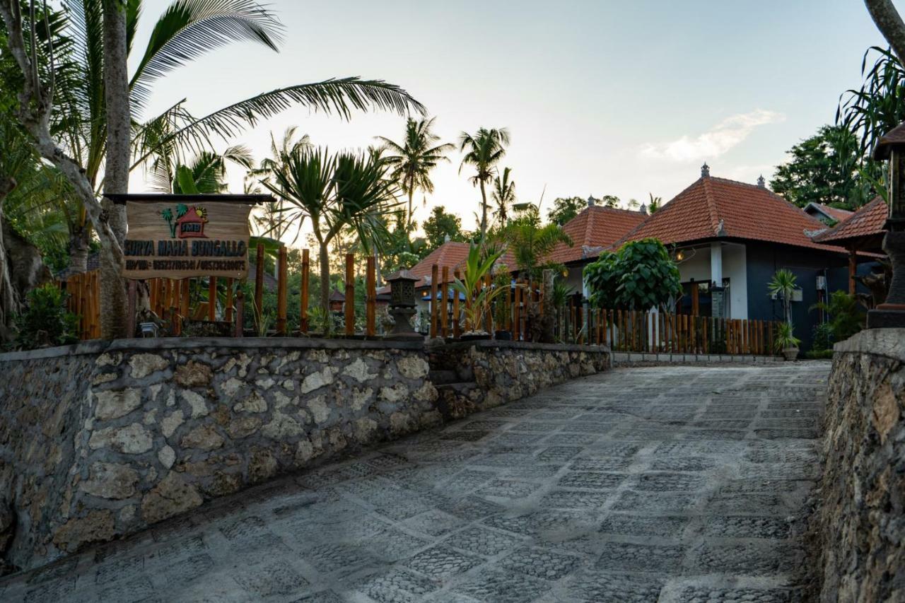 Surya Maha Bungallo Toyapakeh Exterior photo